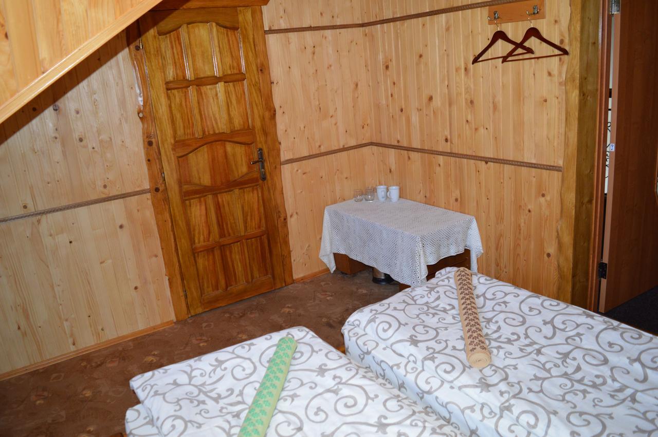 Guest House Mansarda ยาเรมชา ภายนอก รูปภาพ