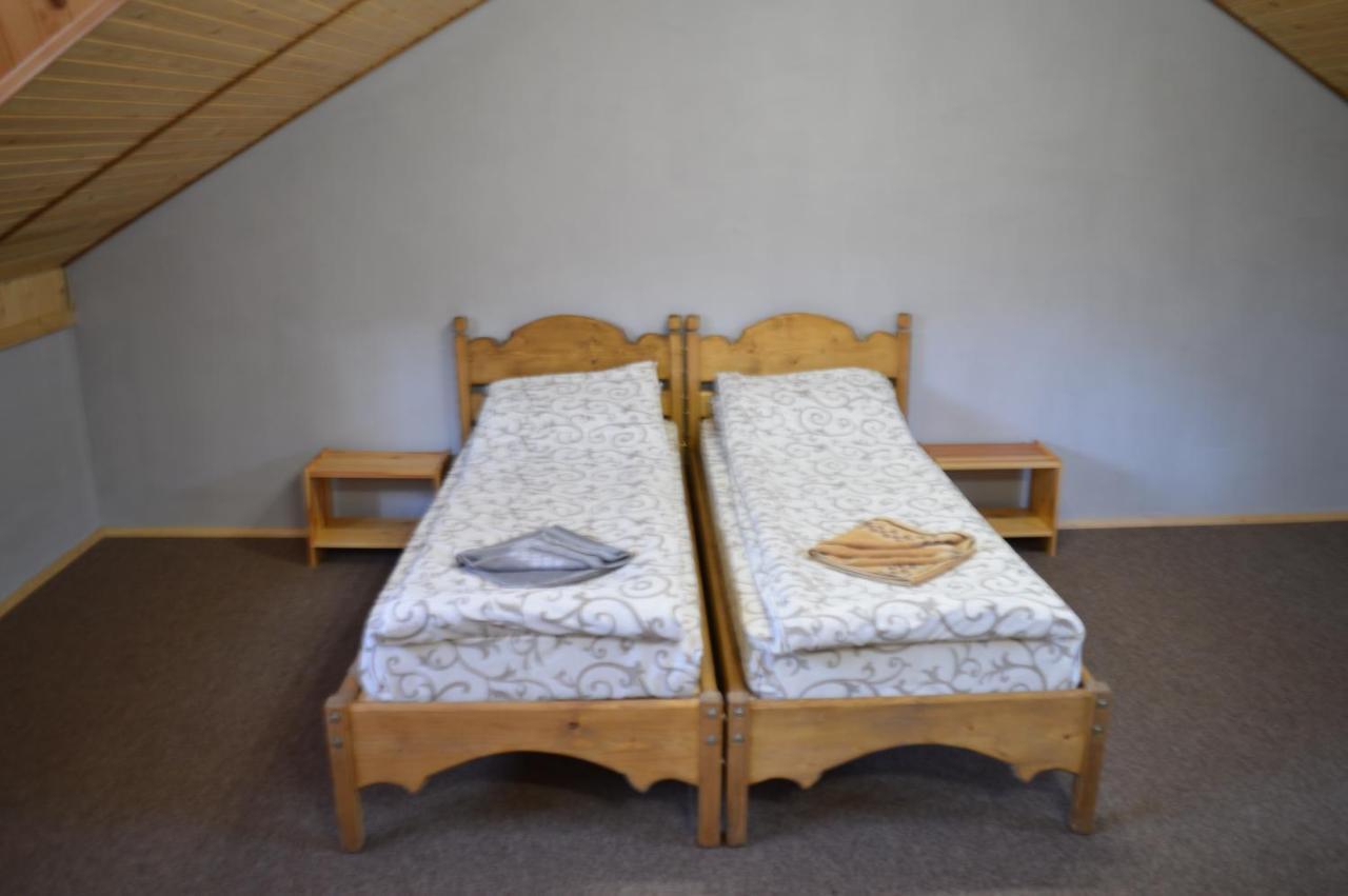 Guest House Mansarda ยาเรมชา ภายนอก รูปภาพ